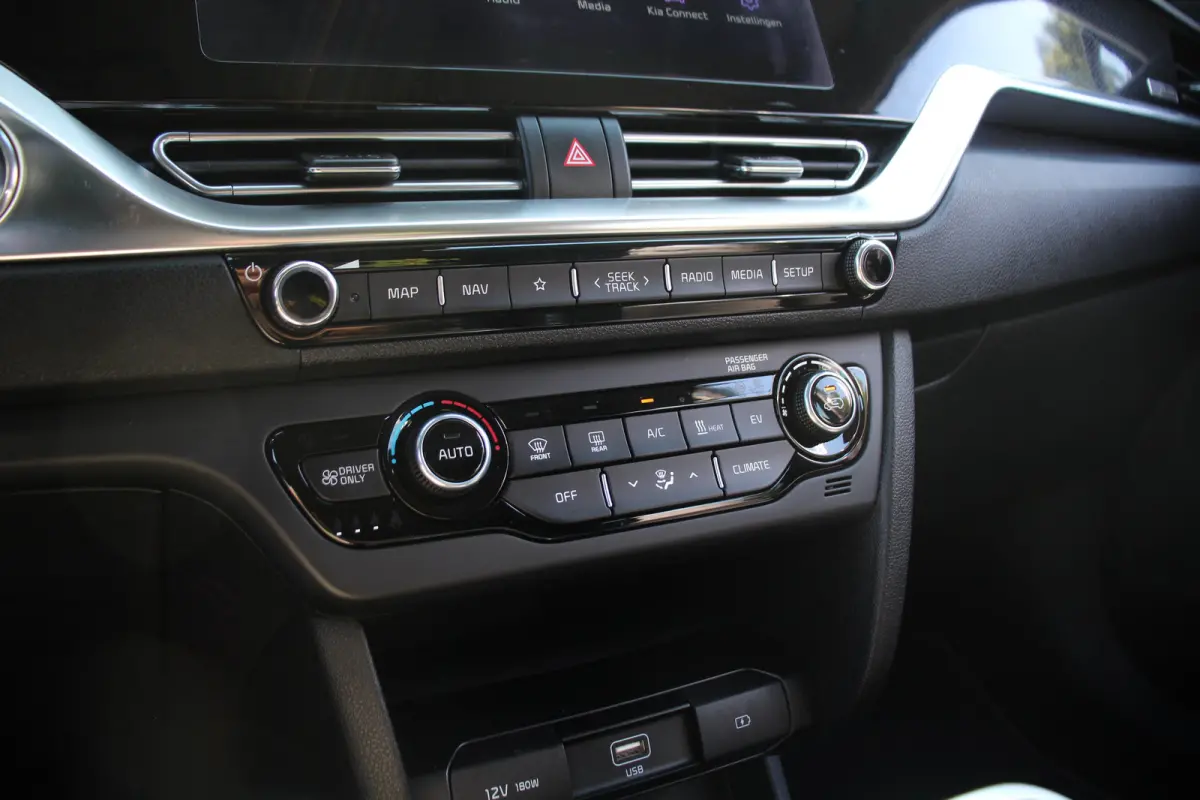 DynamicLine 64 kWh | NL-AUTO! | DEALER OH! | WARMTEPOMP | ADAPTIVE CRUISE | LANE ASSIST | CAMERA | PARK SENS | HALF LEDER | LED | NAVI | CLIMA