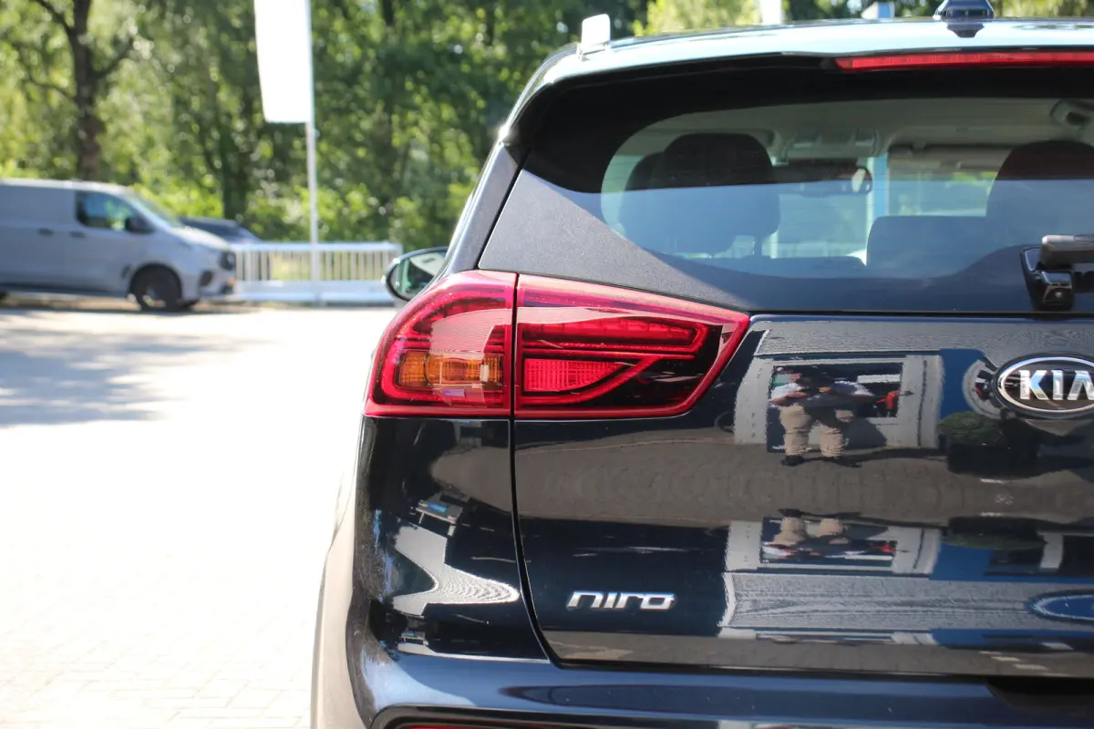 DynamicLine 64 kWh | NL-AUTO! | DEALER OH! | WARMTEPOMP | ADAPTIVE CRUISE | LANE ASSIST | CAMERA | PARK SENS | HALF LEDER | LED | NAVI | CLIMA