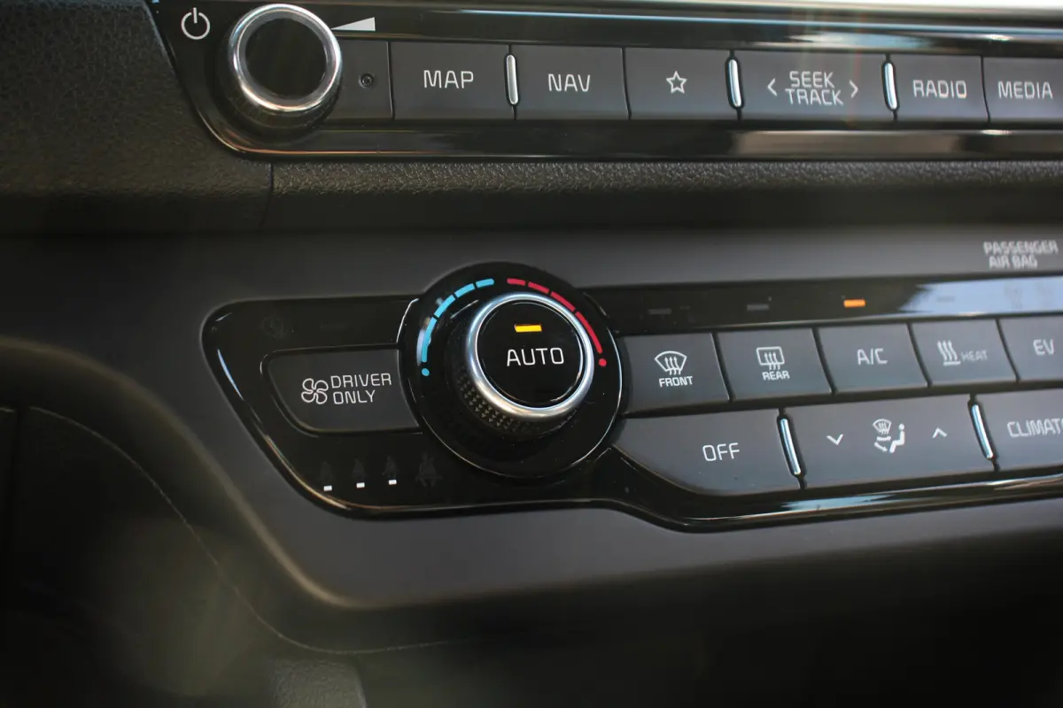 DynamicLine 64 kWh | NL-AUTO! | DEALER OH! | WARMTEPOMP | ADAPTIVE CRUISE | LANE ASSIST | CAMERA | PARK SENS | HALF LEDER | LED | NAVI | CLIMA