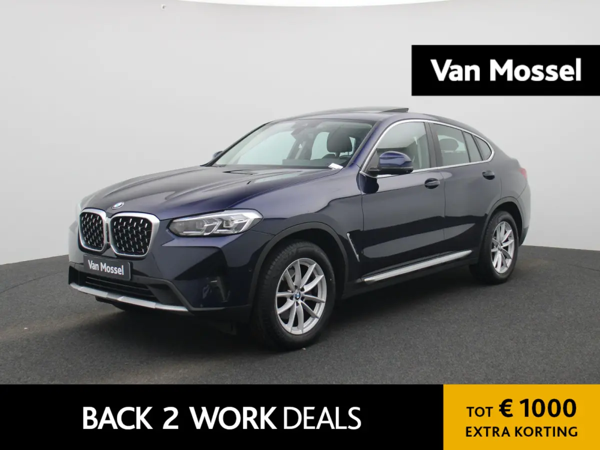 xDrive20i High Executive | TREKHAAK | LEER | PANORAMADAK | 360 CAMERA | STOELVERWARMING | NAVIGATIE