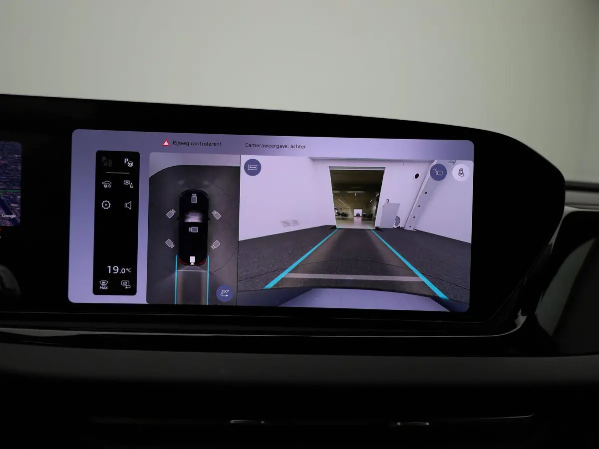 Avant 2.0 quattro S edition Competition 367 PK | Demo | Automaat | 360 Camera | Navigatie |