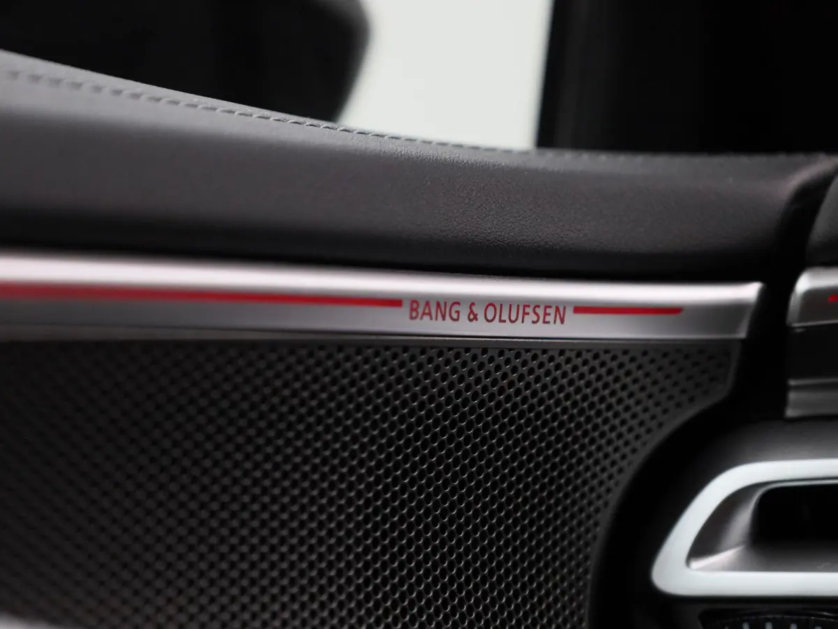 Avant 2.0 quattro S edition Competition 367 PK | Demo | Automaat | 360 Camera | Navigatie |