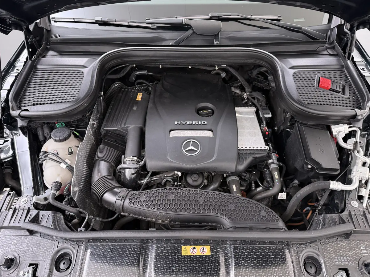 350e AMG 4Matic // SoH 97,4% // Trekhaak // Panoramadak // Distronic // 360 Camera // Rij Assistentiepakket // Carplay // Keyless entry // MultiBeam LED