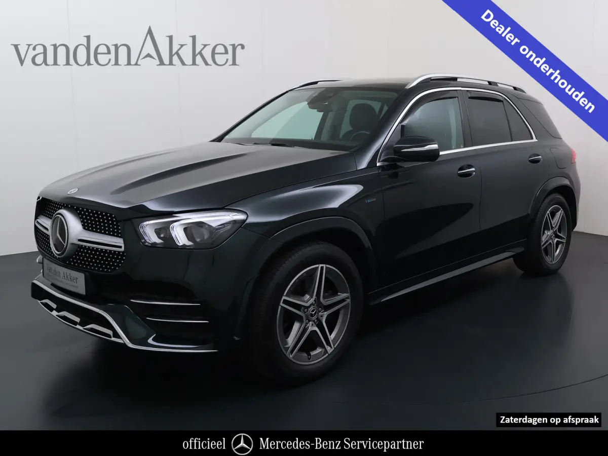 350e AMG 4Matic // SoH 97,4% // Trekhaak // Panoramadak // Distronic // 360 Camera // Rij Assistentiepakket // Carplay // Keyless entry // MultiBeam LED