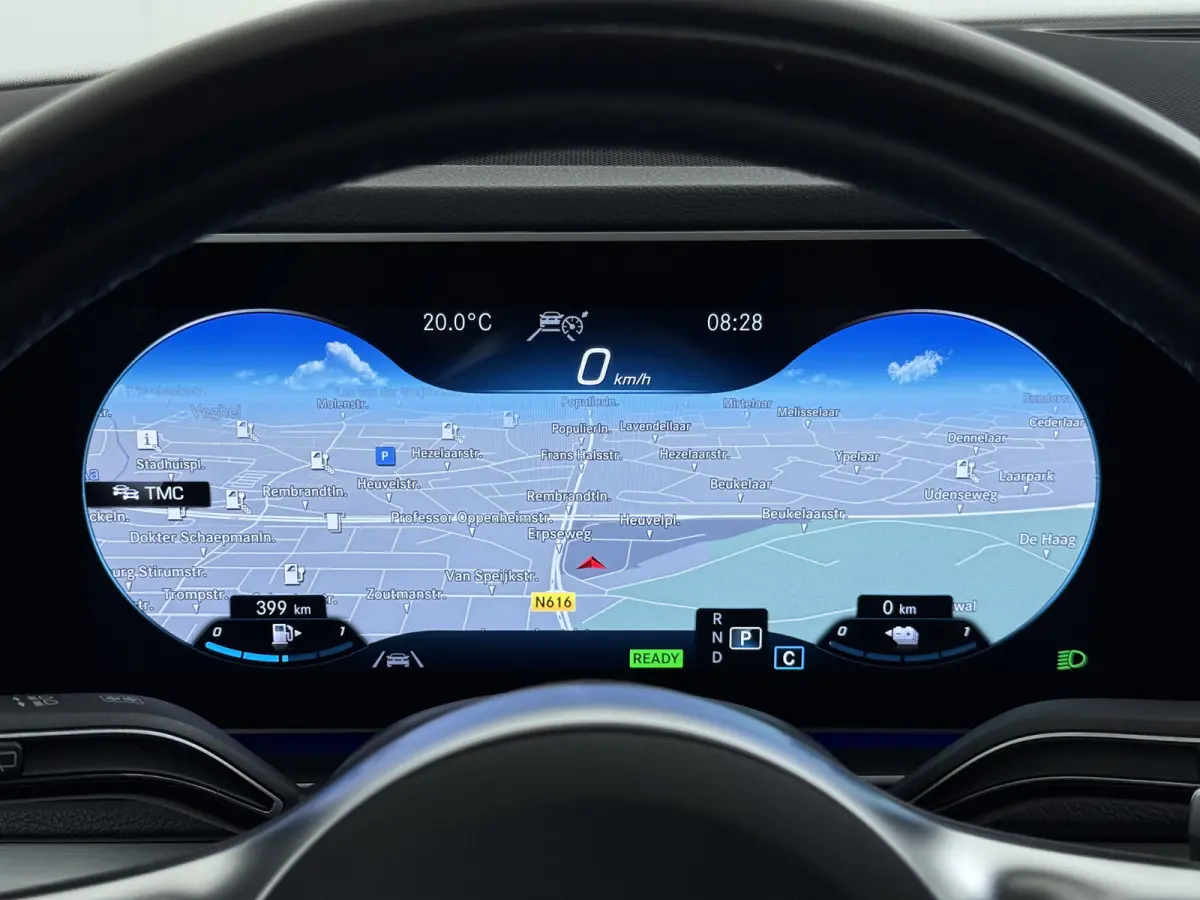 350e AMG 4Matic // SoH 97,4% // Trekhaak // Panoramadak // Distronic // 360 Camera // Rij Assistentiepakket // Carplay // Keyless entry // MultiBeam LED