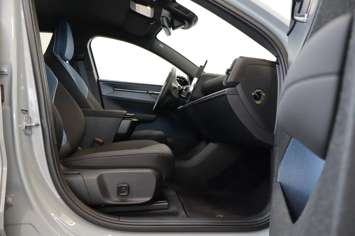 P3 150PK Plus Long Range Europa 69 kWh | Stoel&Stuur Verw. | Elec Stoelen | HK Audio | Adap Cruise