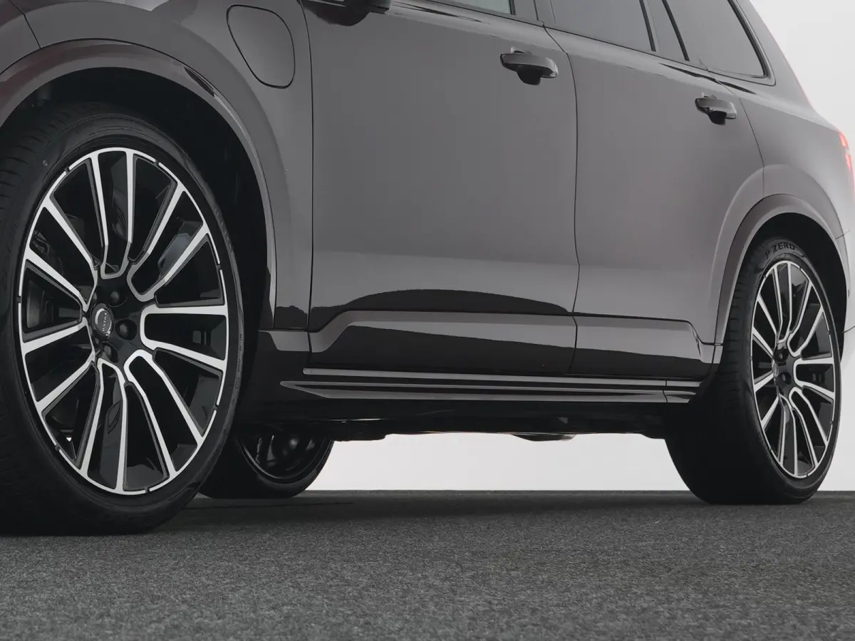 T8 Recharge AWD Ultra Dark Executive Edition | Luchtvering | Bowers & Wilkins | 360° Camera | Head-Up | Panoramadak | 22" | Stoelventilatie