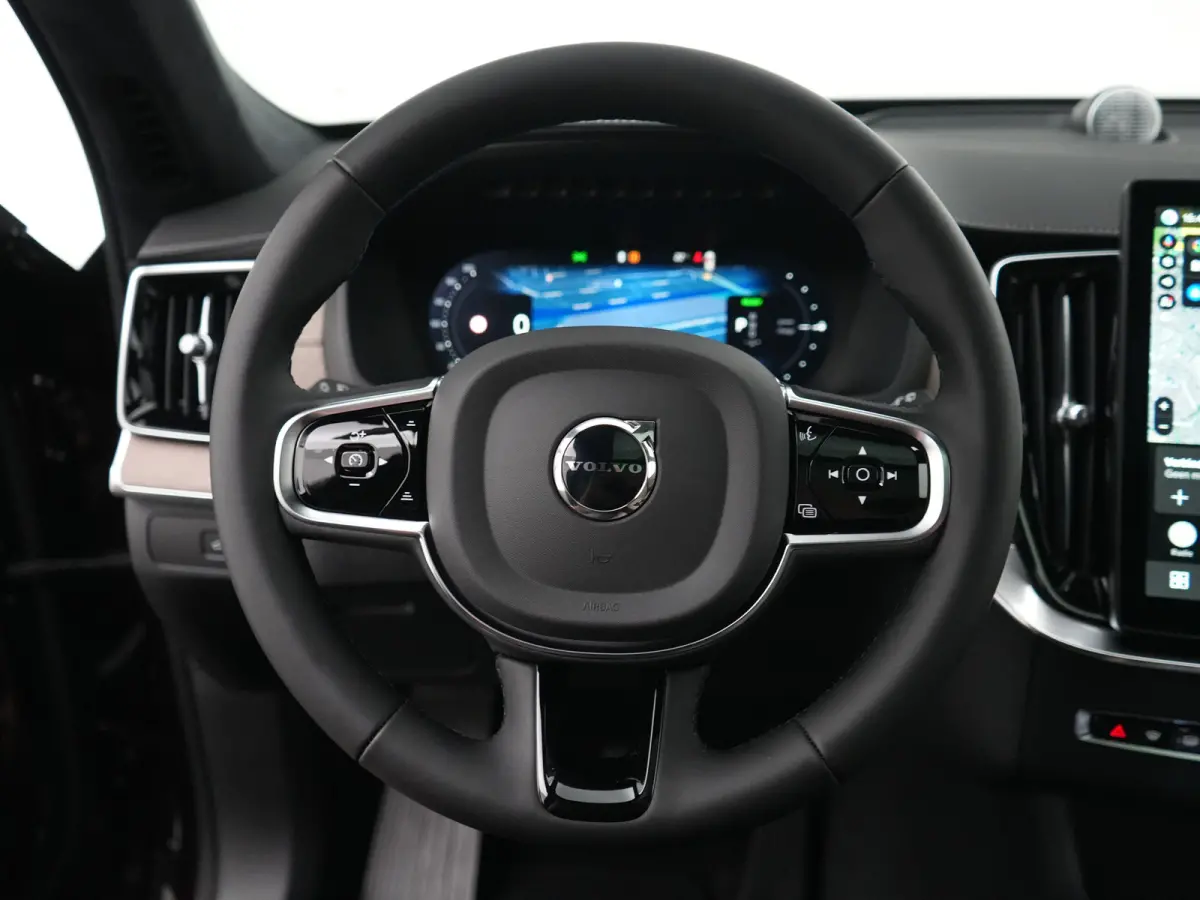 T8 Recharge AWD Ultra Dark Executive Edition | Luchtvering | Bowers & Wilkins | 360° Camera | Head-Up | Panoramadak | 22" | Stoelventilatie