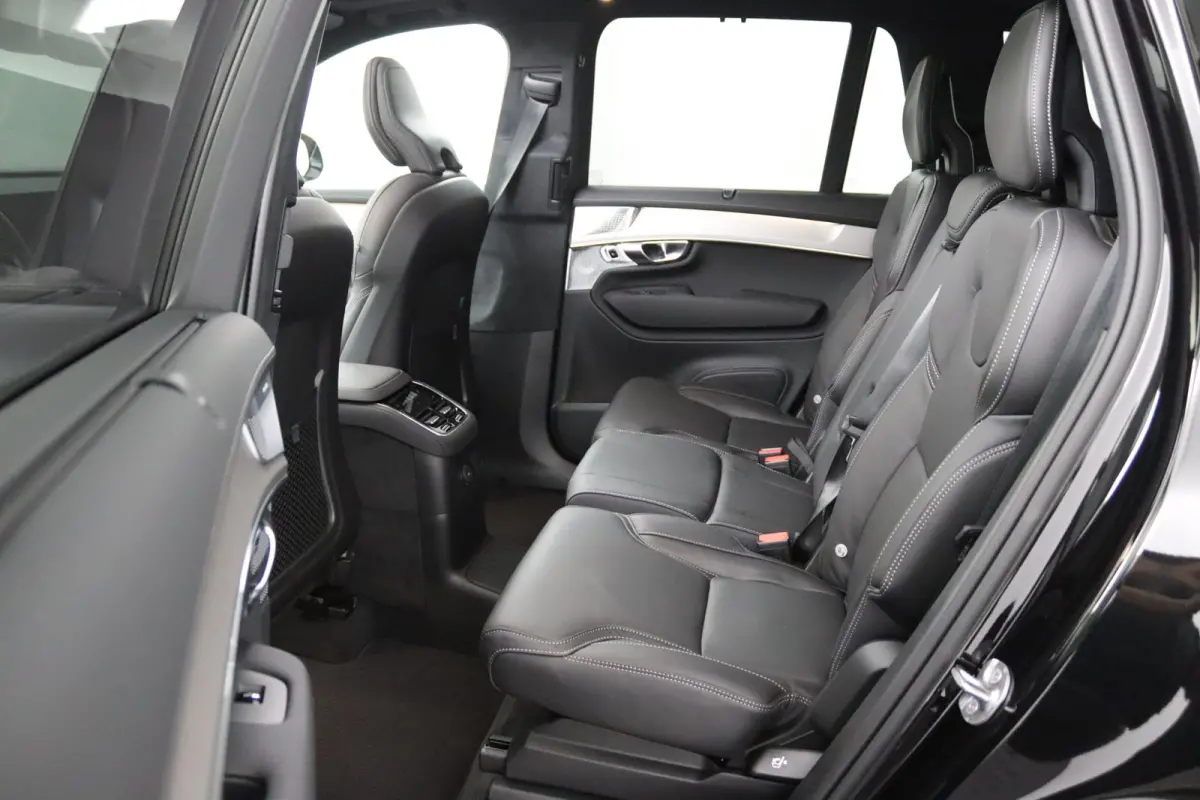 T8 Plug-in hybrid AWD Ultra Black Ed. Executive | 2 stoelen op derde rij | Bowers & Wilkins audiosysteem | Elektrisch glazen panorama-dak