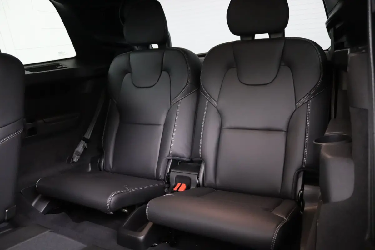 T8 Plug-in hybrid AWD Ultra Black Ed. Executive | 2 stoelen op derde rij | Bowers & Wilkins audiosysteem | Elektrisch glazen panorama-dak