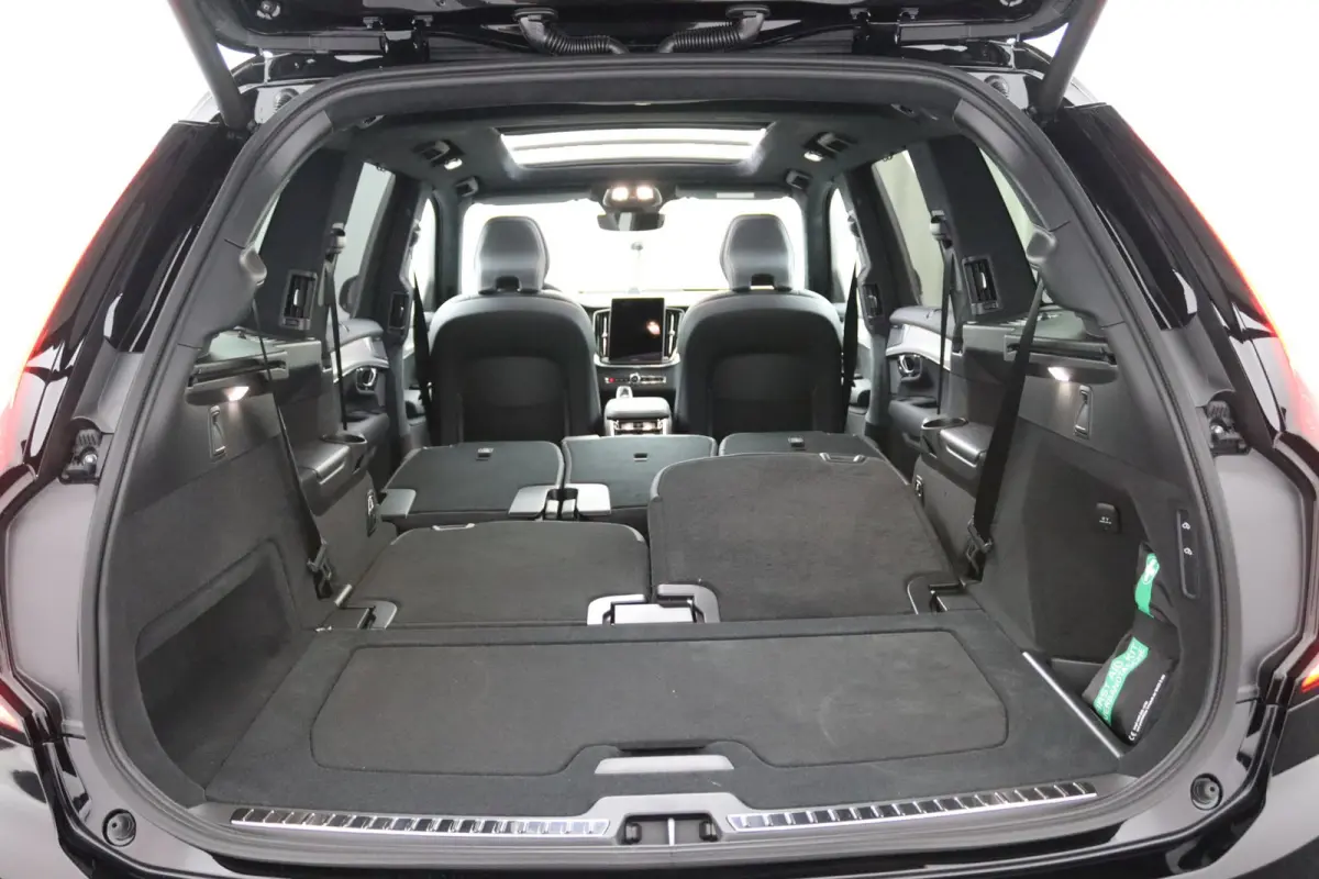 T8 Plug-in hybrid AWD Ultra Black Ed. Executive | 2 stoelen op derde rij | Bowers & Wilkins audiosysteem | Elektrisch glazen panorama-dak