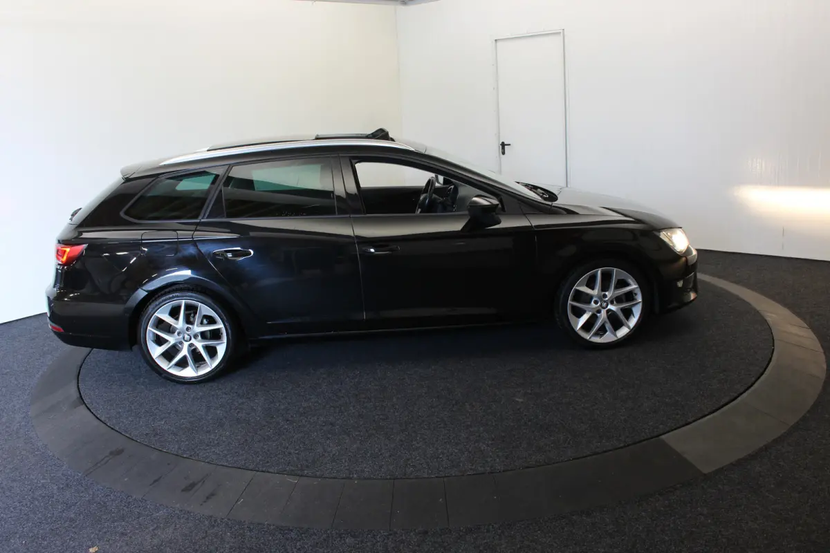 1.4 TSI ACT FR 150PK Panodak Dynamic Connect