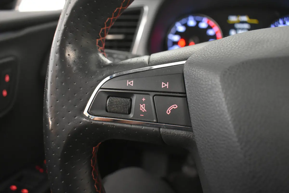 1.4 TSI ACT FR 150PK Panodak Dynamic Connect