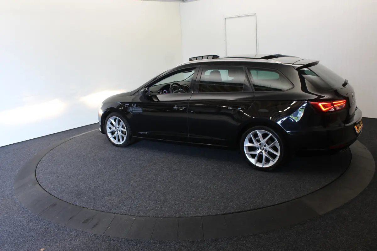 1.4 TSI ACT FR 150PK Panodak Dynamic Connect