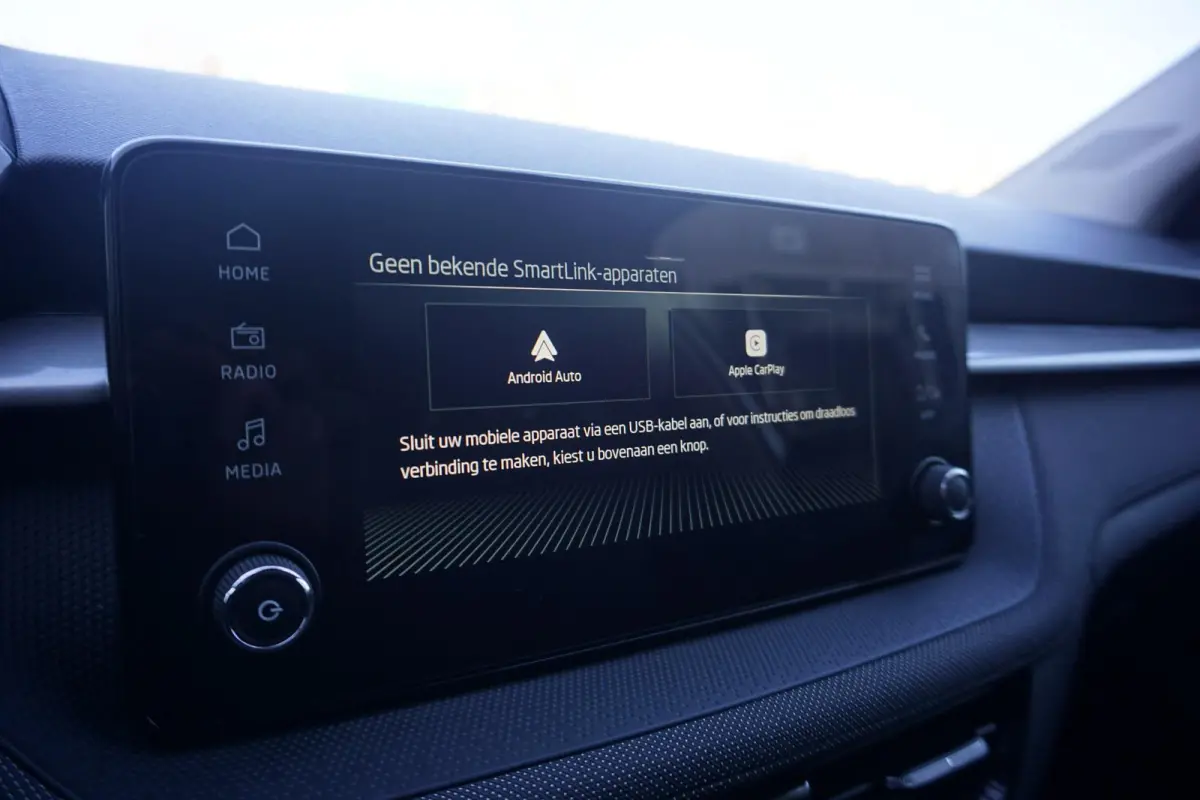 1.0 TSI 95pk Business Edition | Cruise Control | Stoelverwarming | Smart Link