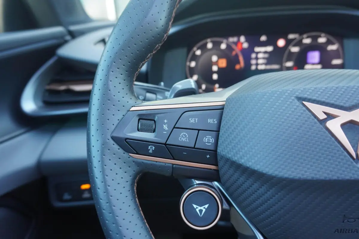 1.5 TSI e-Hybrid 272pk VZ Performance | Panoramadak | Trekhaak | Sennheiser | HUD | 360* Camera