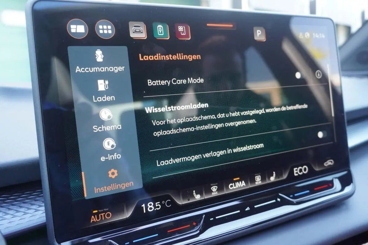 1.5 TSI e-Hybrid 272pk VZ Performance | Panoramadak | Trekhaak | Sennheiser | HUD | 360* Camera