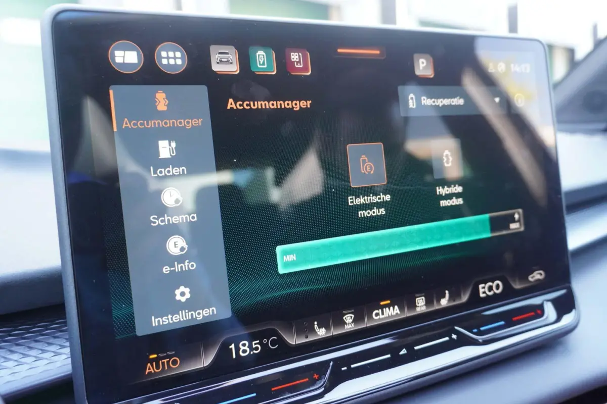 1.5 TSI e-Hybrid 272pk VZ Performance | Panoramadak | Trekhaak | Sennheiser | HUD | 360* Camera