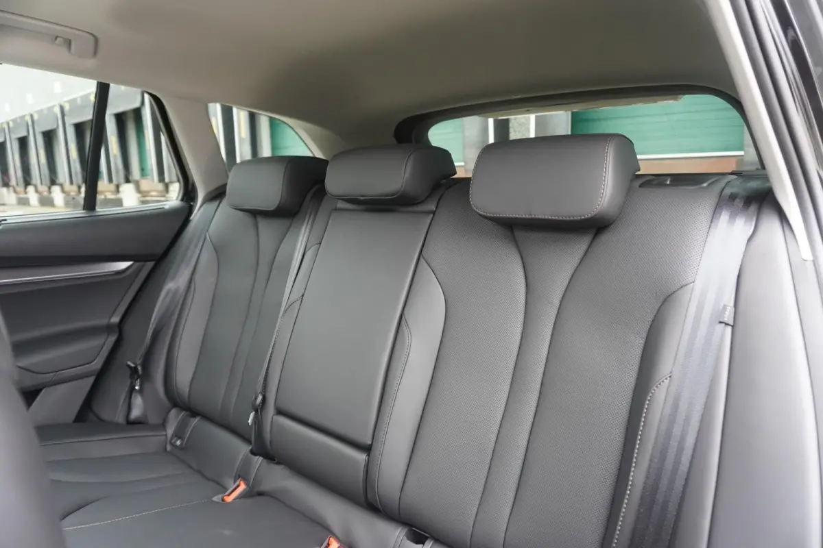 85 286pk Business Edition | Panoramadak | 21" Velgen