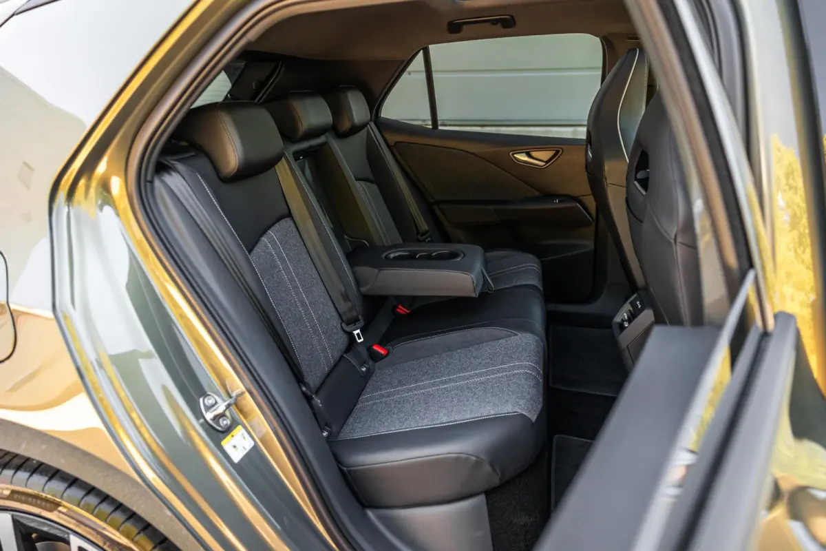 Style 190pk 58 kWh | LMV 20'' | Panoramadak
