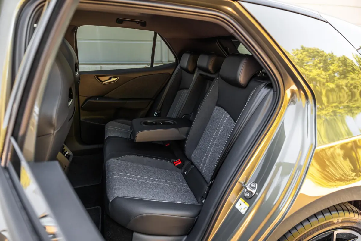Style 190pk 58 kWh | LMV 20'' | Panoramadak