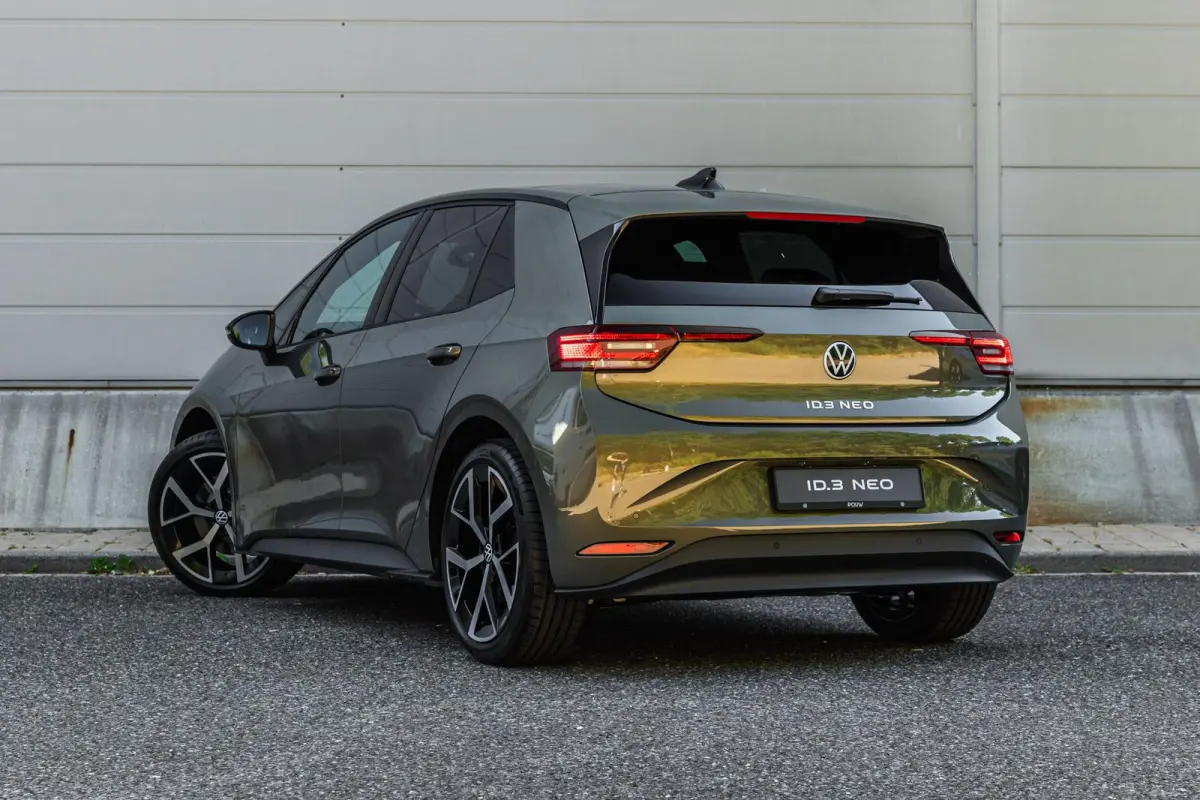 Style 190pk 58 kWh | LMV 20'' | Panoramadak