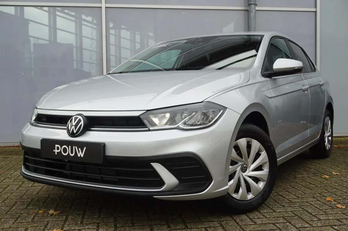 1.0 TSI 95pk Edition | All Season Banden | Getint Glas