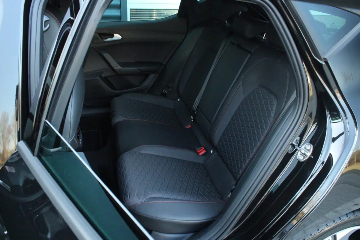 1.5 TSI 204pk e-Hybrid FR PHEV First Edition | 18" Velgen