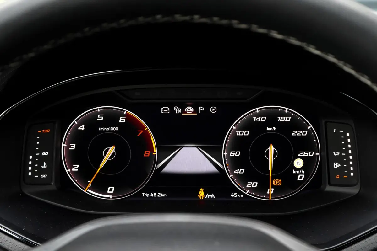 1.0 EcoTSI 95pk FR Business Connect | Panoramadak | 18" Velgen | Navigatie