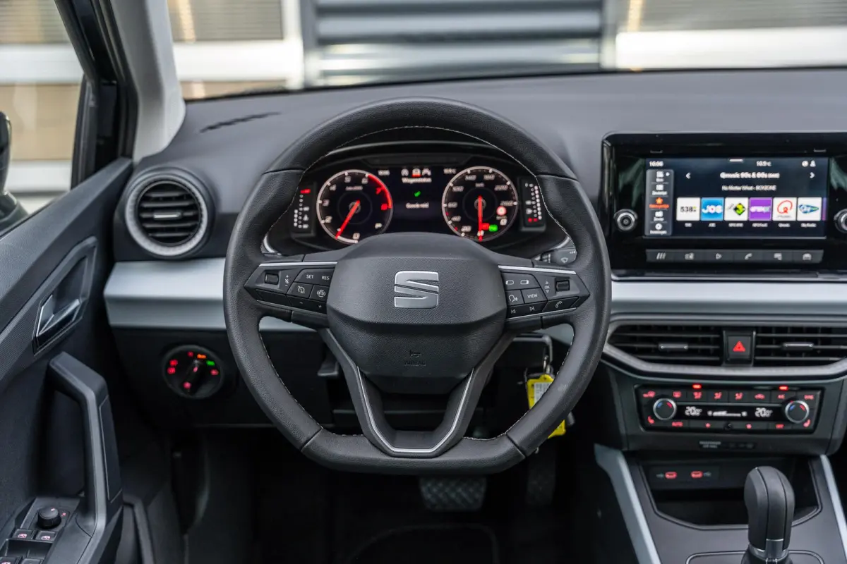 1.0 EcoTSI 115pk DSG Style Business Connect | Apple Carplay/Android Auto | Stoelverwarming