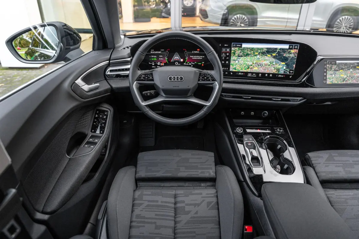 Limousine 2.0 299pk quattro Advanced Edition | Trekhaak Wegklapbaar | Techniek Pakket Plus