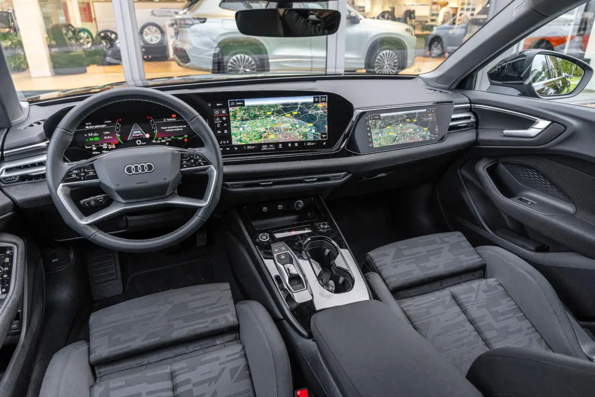 Limousine 2.0 299pk quattro Advanced Edition | Trekhaak Wegklapbaar | Techniek Pakket Plus