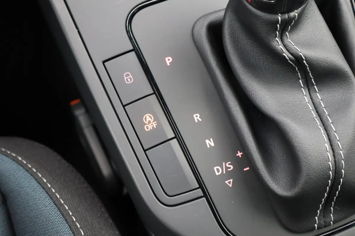 1.0 EcoTSI 115pk DSG Style Business Connect | Navigatie | Apple Carplay/Android Auto
