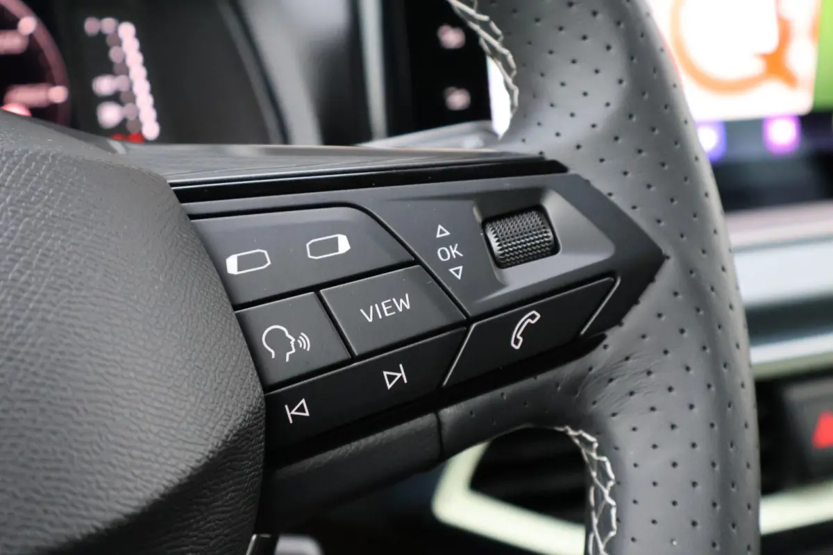 1.0 EcoTSI 115pk DSG Style Business Connect | Navigatie | Apple Carplay/Android Auto