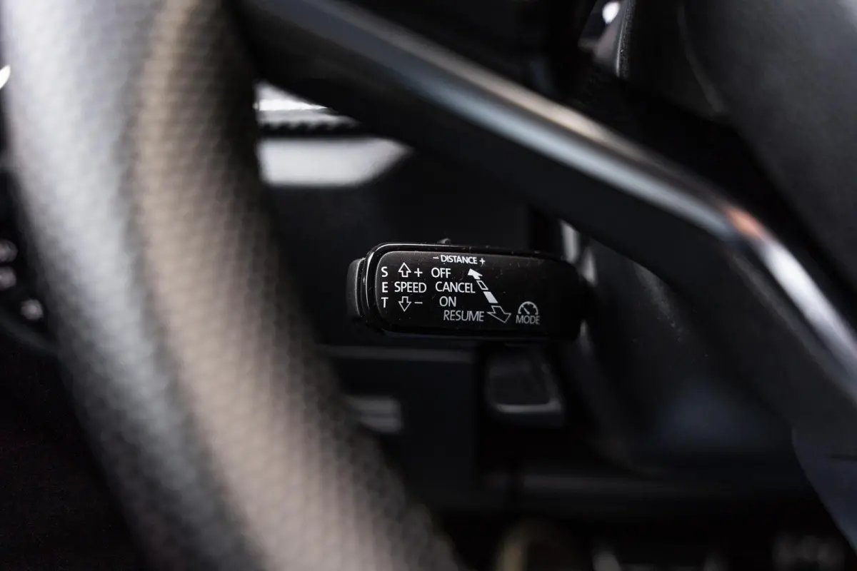 1.0 TSI 115pk DSG Monte Carlo | Voorstoelen Verwarmd | Apple Carplay/ Android Auto | Camera Achter | Cruise Control Adaptief