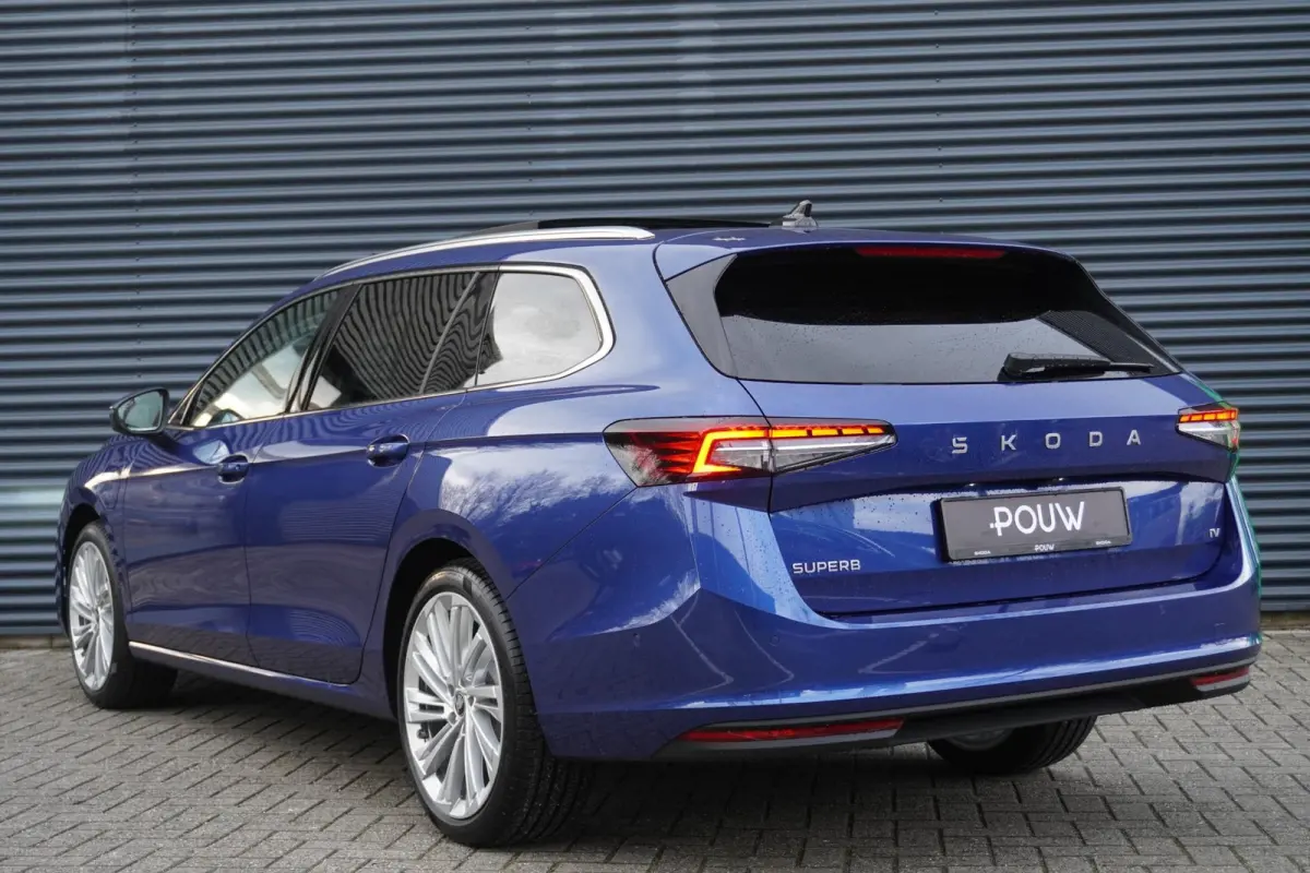 1.5 TSI 204pk PHEV Business Edition | Winter Pakket | 19" Velgen