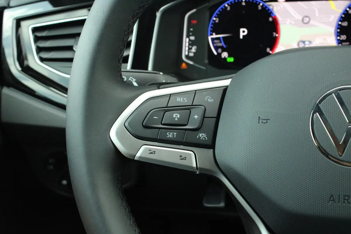 1.0 TSI 95pk DSG 50 Edition | Panoramadak | Stoelverwarming