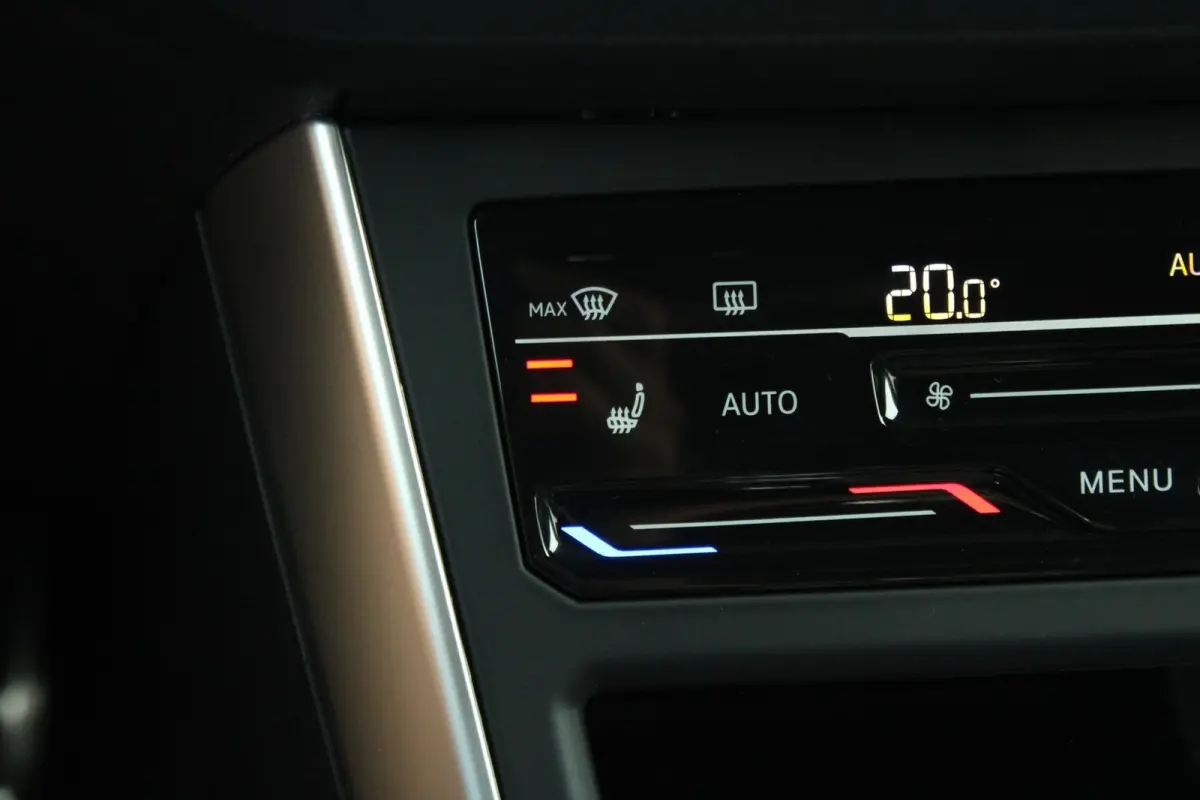 1.0 TSI 95pk DSG 50 Edition | Panoramadak | Stoelverwarming