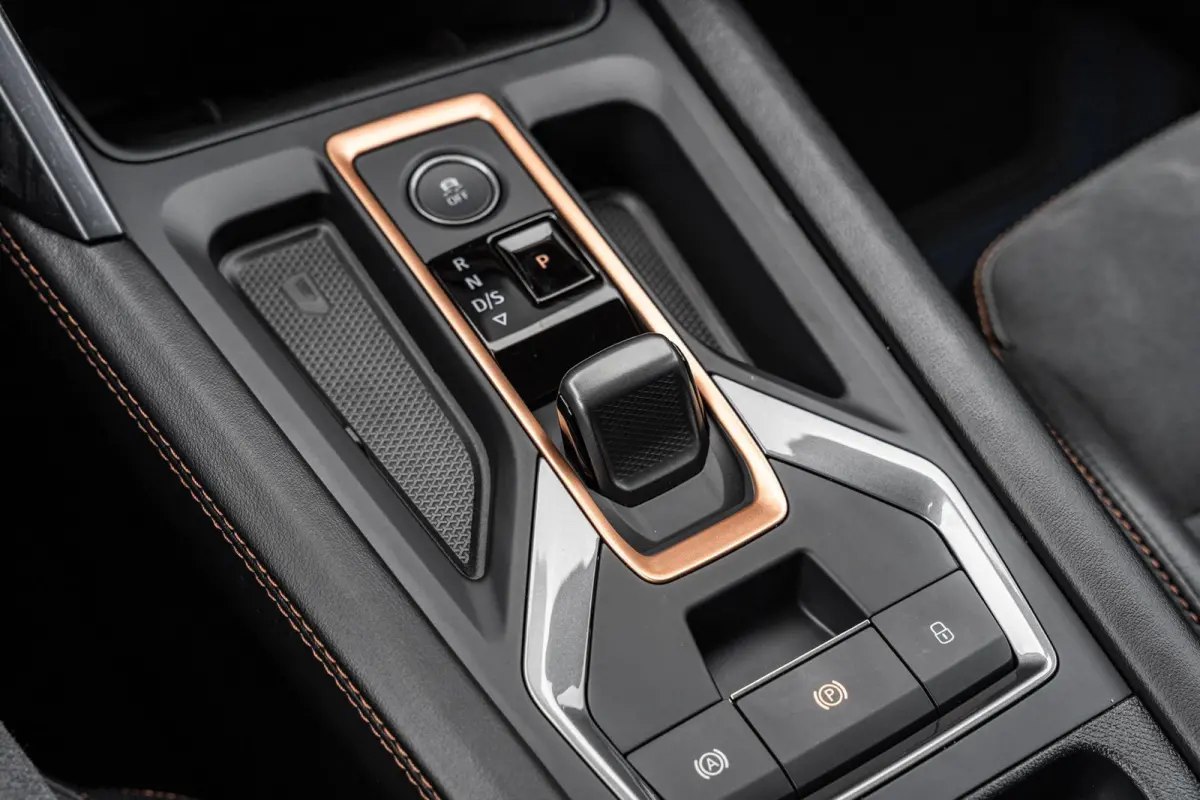 1.5 TSI e-Hybrid 204pk Business | SoH 100% | Panoramadak | Bestuurdersstoel Elekt. | Keyless Entry | Sennheiser Audio | Elektr. Achterklep |