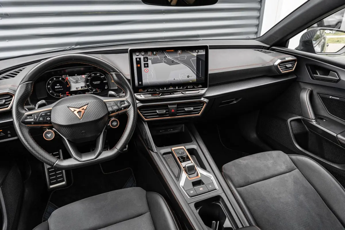 1.5 TSI e-Hybrid 204pk Business | SoH 100% | Panoramadak | Bestuurdersstoel Elekt. | Keyless Entry | Sennheiser Audio | Elektr. Achterklep |