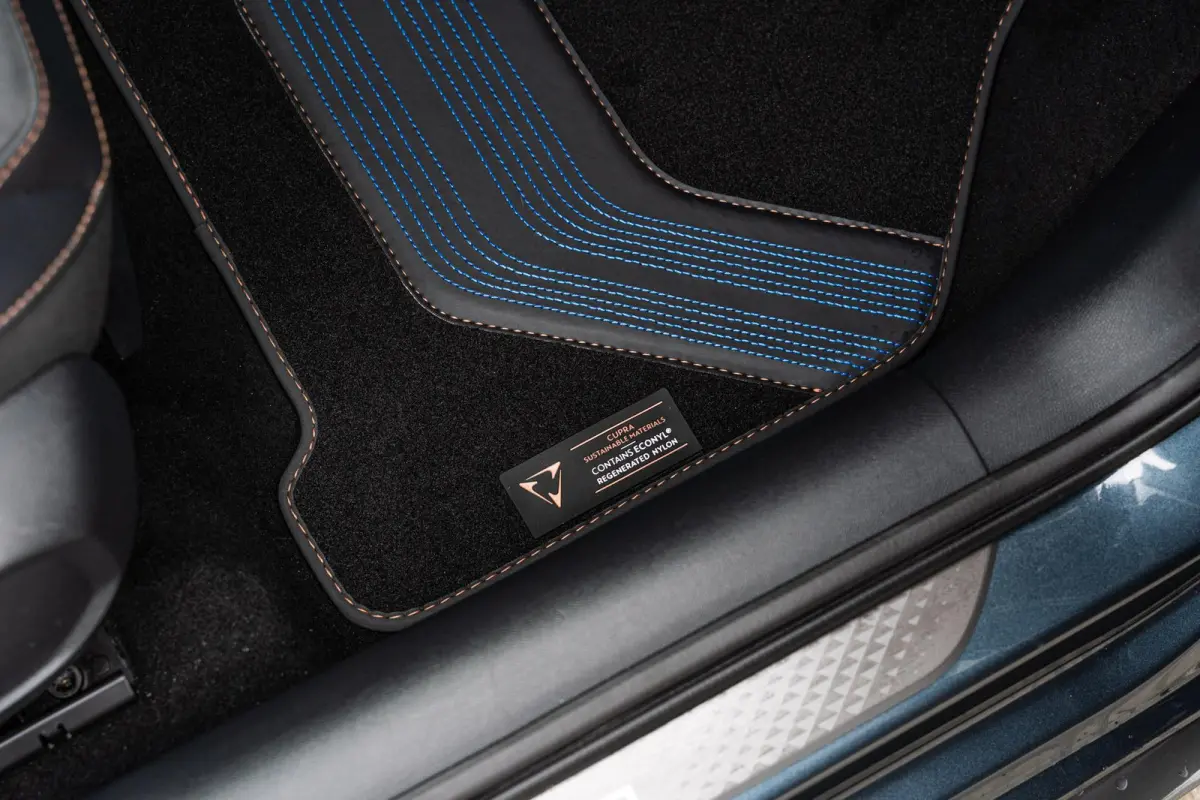 1.5 TSI e-Hybrid 204pk Business | SoH 100% | Panoramadak | Bestuurdersstoel Elekt. | Keyless Entry | Sennheiser Audio | Elektr. Achterklep |
