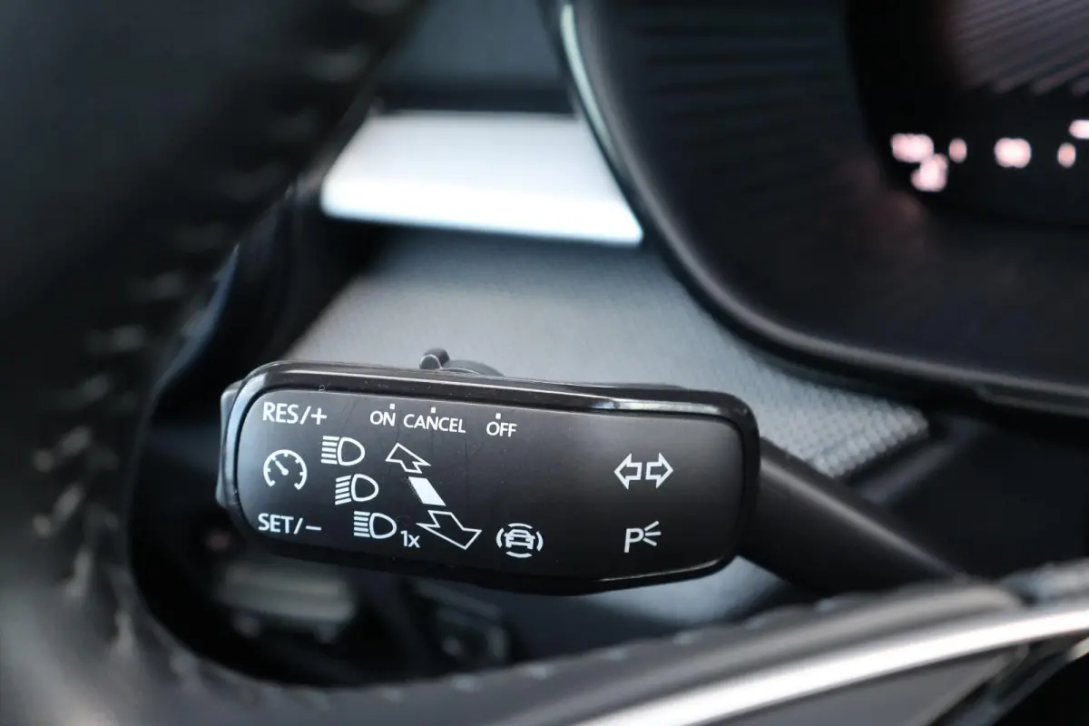 1.0 TSI 95pk Business Edition | Camera | Cruise Control | Android Auto / Apple CarPlay | Verwarmbare Voorstoelen