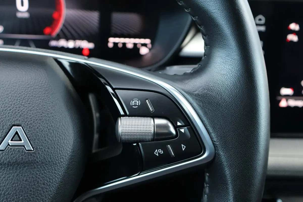 1.0 TSI 95pk Business Edition | Camera | Cruise Control | Android Auto / Apple CarPlay | Verwarmbare Voorstoelen