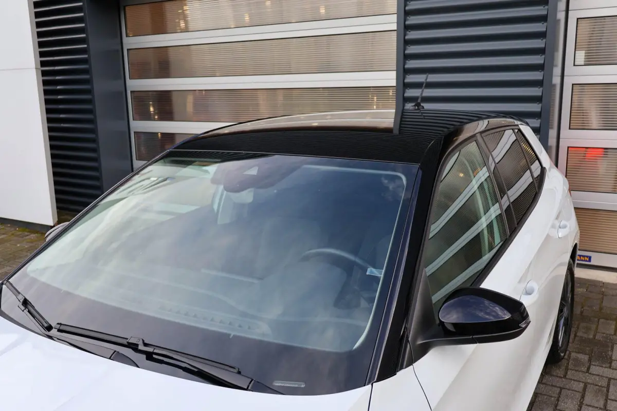 1.0 TSI 95pk Business Edition | Camera Achter | Stoelverwarming | Parkeersensoren Voor / Achter | Apple CarPlay/ Android Auto | Keyless
