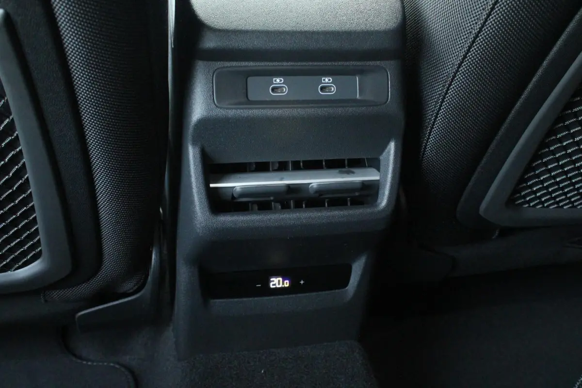 1.5 e-hybrid 272pk S edition | 20" Velgen | Parkeerassistent