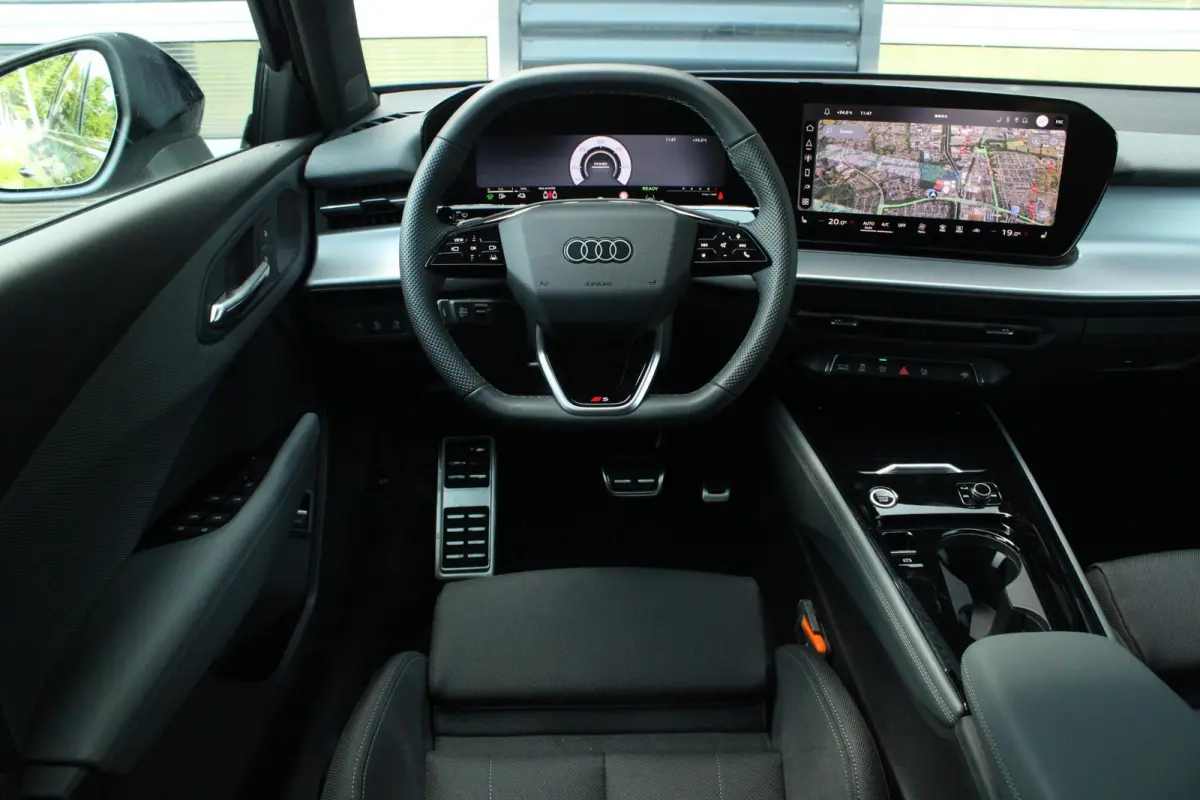 1.5 e-hybrid 272pk S edition | 20" Velgen | Parkeerassistent