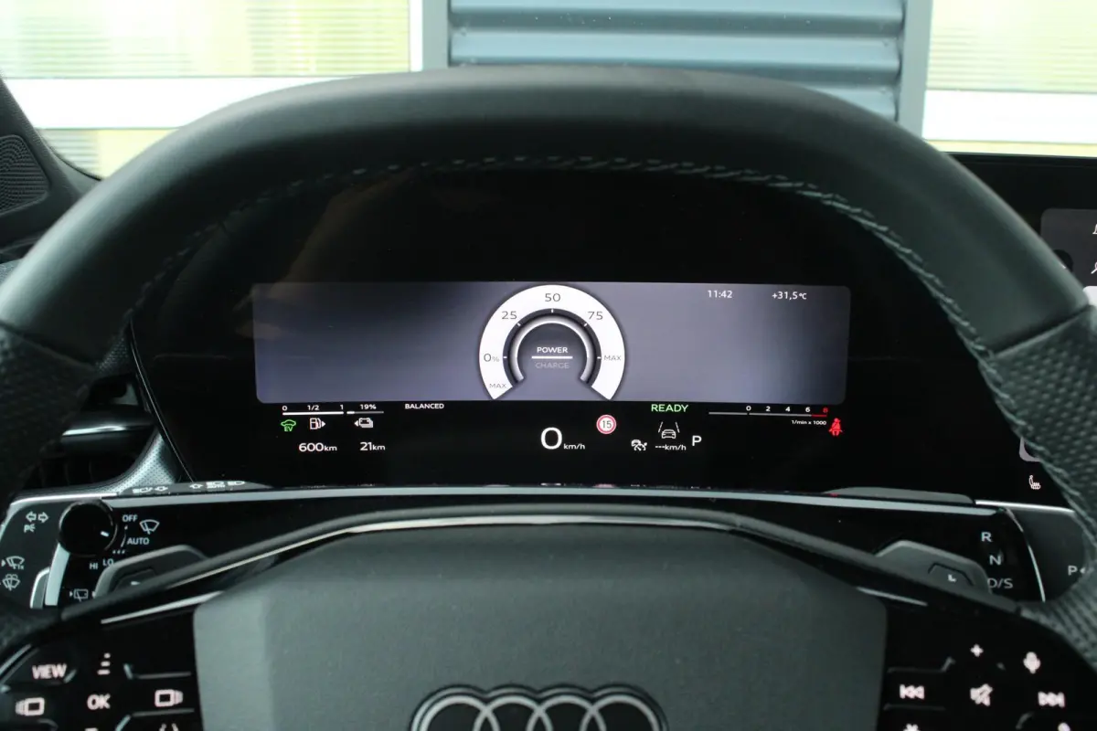 1.5 e-hybrid 272pk S edition | 20" Velgen | Parkeerassistent