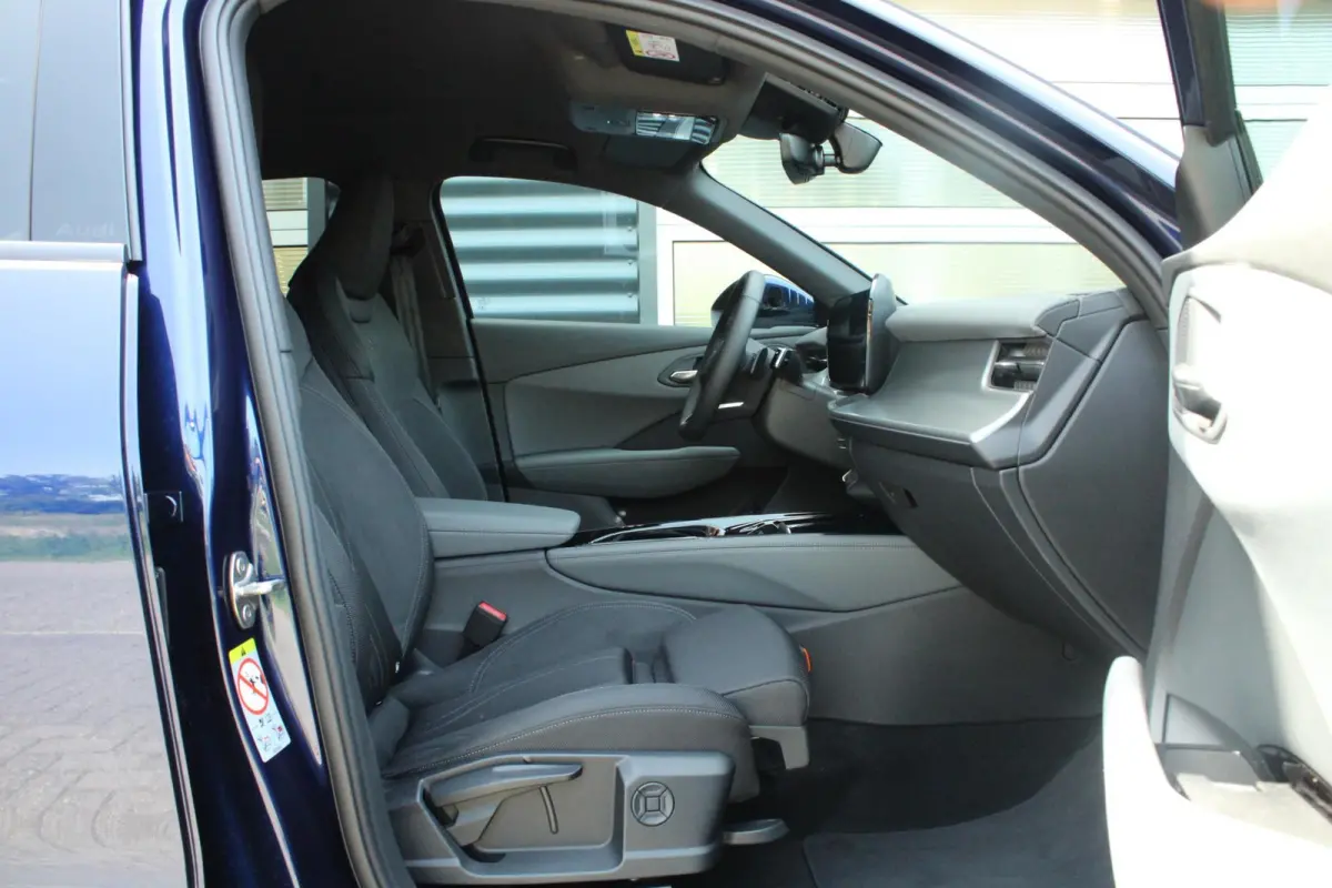 1.5 e-hybrid 272pk S edition | 20" Velgen | Parkeerassistent