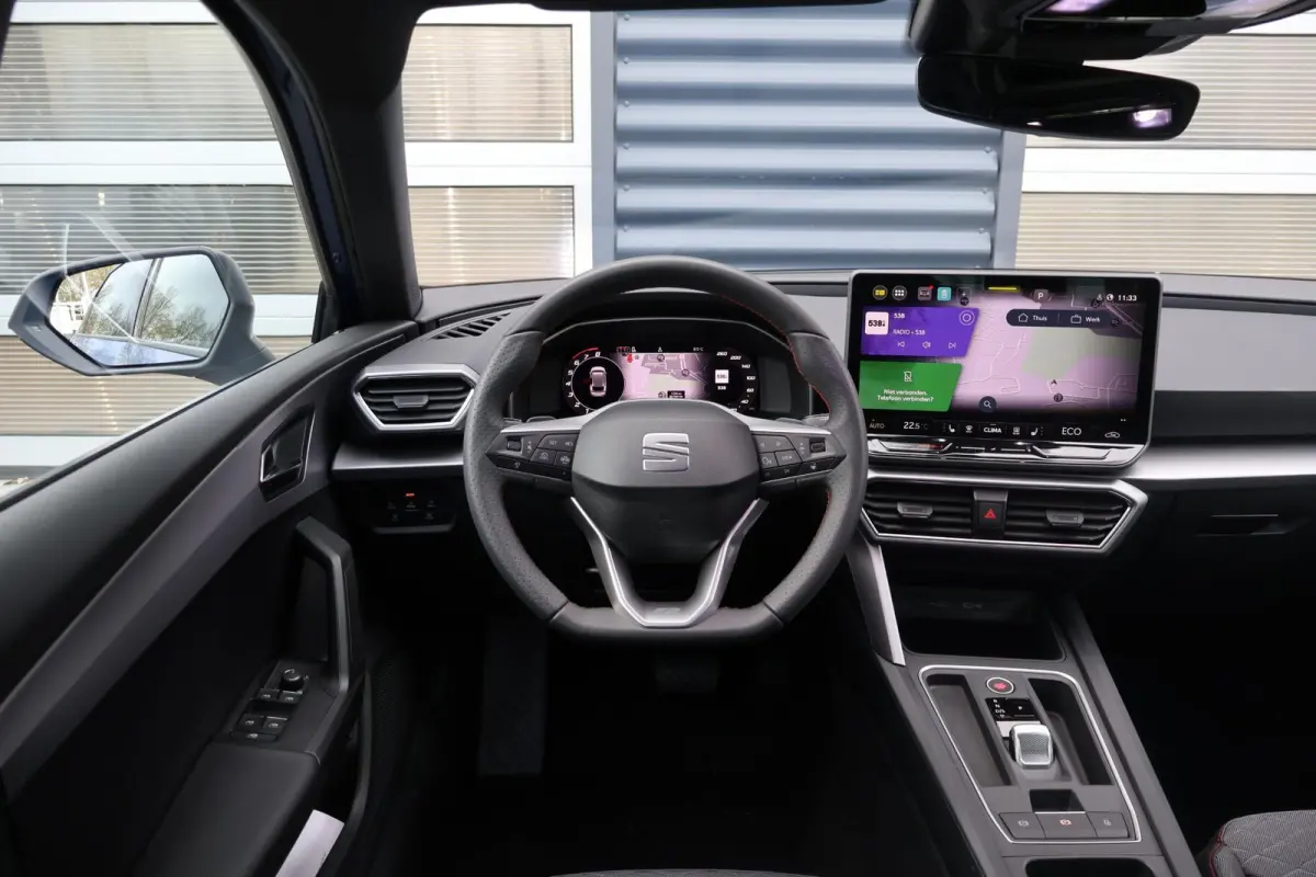 1.5 TSI 204pk e-Hybrid FR Business | Trekhaak | Stoelverwarming | Achterklep Elektrisch