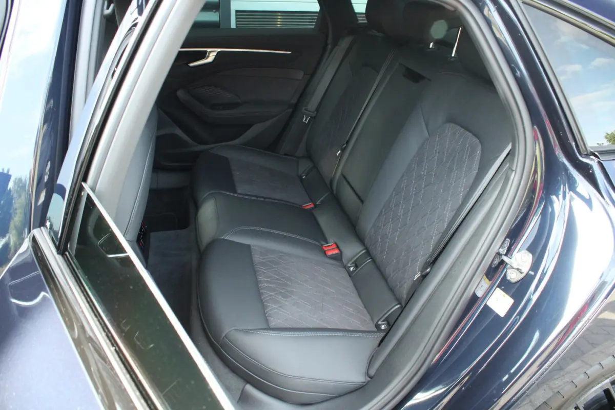 2.0 e-hybrid 299pk quattro S Edition | Achterasbesturing | 21" Velgen